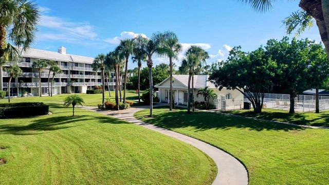 2791 Village Boulevard 105, West Palm Beach, FL 33409