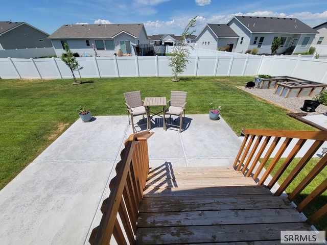 3965 N Barcelona Ave, Idaho Falls, ID 83401