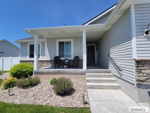 3965 N Barcelona Ave, Idaho Falls, ID 83401