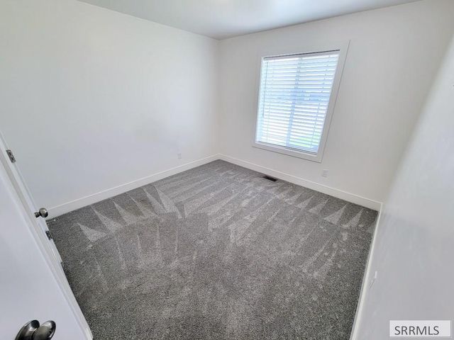 3965 N Barcelona Ave, Idaho Falls, ID 83401