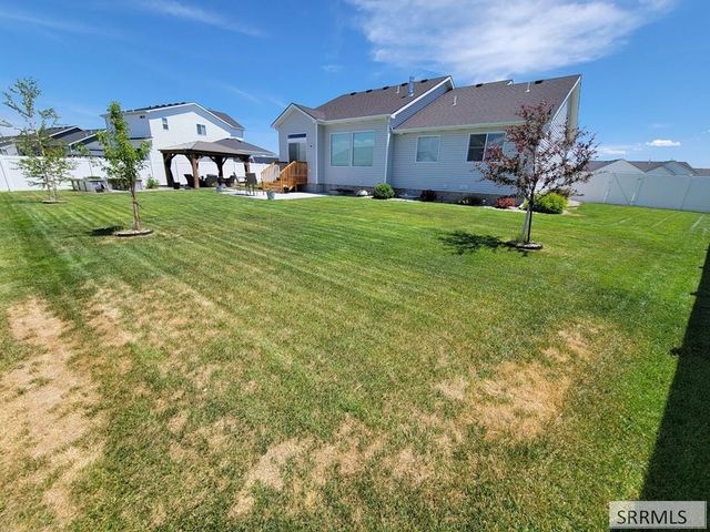 3965 N Barcelona Ave, Idaho Falls, ID 83401