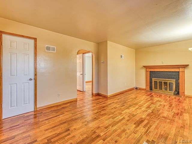 404 Outer Drive, Tecumseh, MI 49286