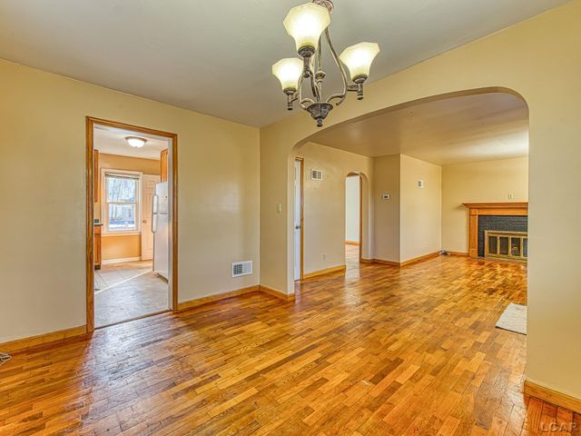 404 Outer Drive, Tecumseh, MI 49286