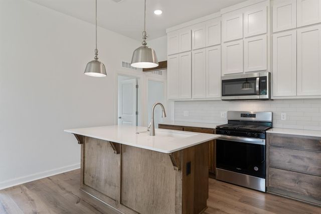 15800 Switchgrass Place, Moore, OK 73170