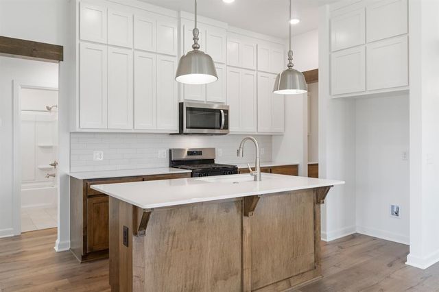 15800 Switchgrass Place, Moore, OK 73170