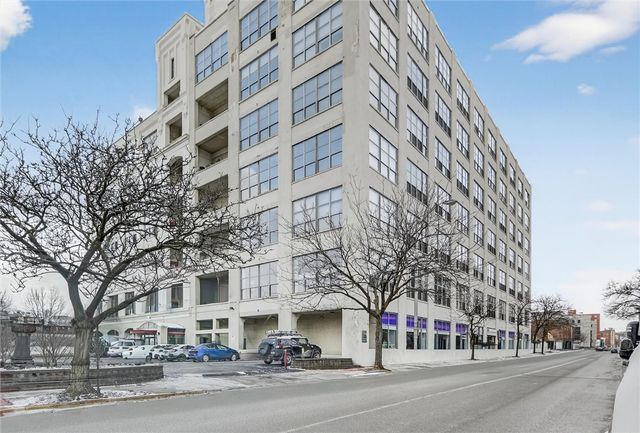 5850 Centre Ave 202, Shadyside, PA 15206