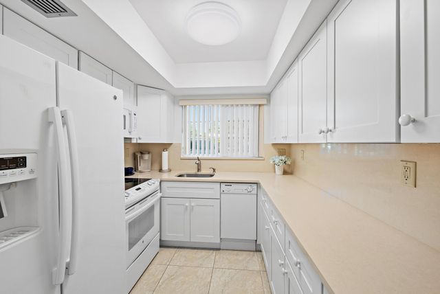 50 Celestial Way 105, Juno Beach, FL 33408