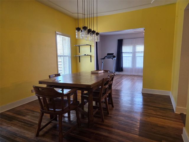 503 W 3rd Street, Cleburne, TX 76033