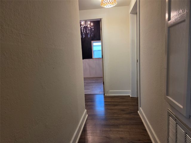 503 W 3rd Street, Cleburne, TX 76033