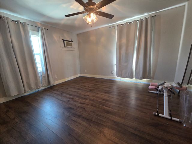 503 W 3rd Street, Cleburne, TX 76033