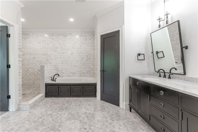 214 Chandler Walk, Loganville, GA 30052