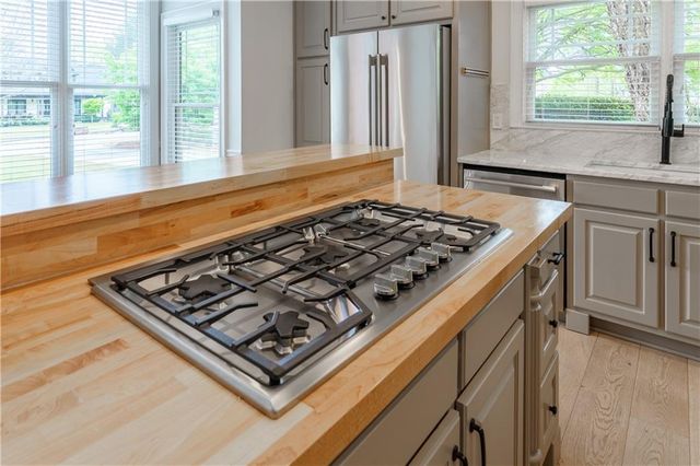 214 Chandler Walk, Loganville, GA 30052