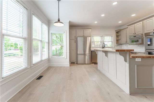 214 Chandler Walk, Loganville, GA 30052