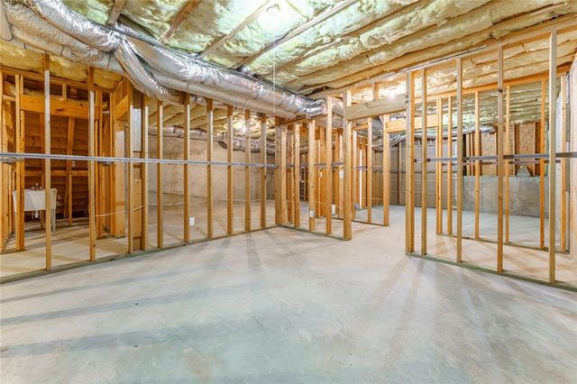 214 Chandler Walk, Loganville, GA 30052