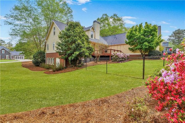 214 Chandler Walk, Loganville, GA 30052
