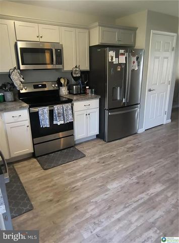 708 BACH CT, Bethlehem, PA 18017