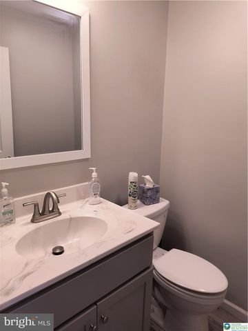 708 BACH CT, Bethlehem, PA 18017