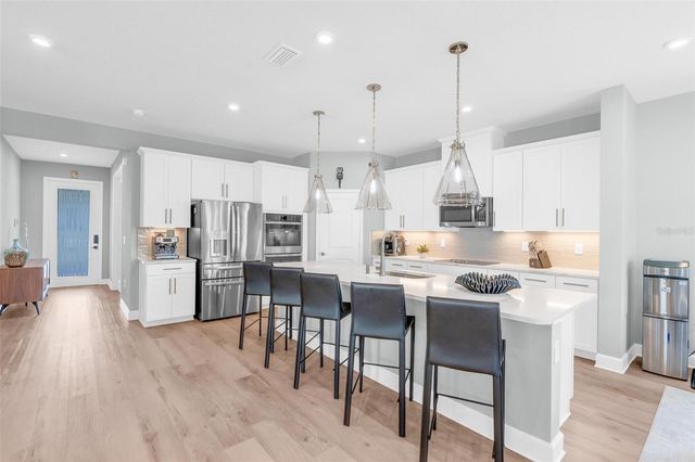 3009 ROBLES ROAD, Clermont, FL 34711