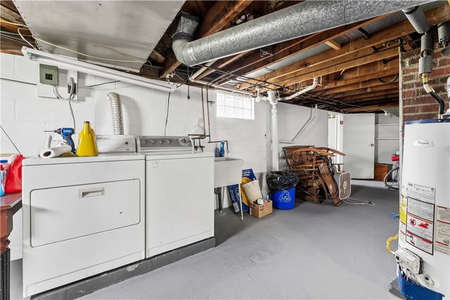 210 Hopwood Fairchance Rd, South Union Twp, PA 15401
