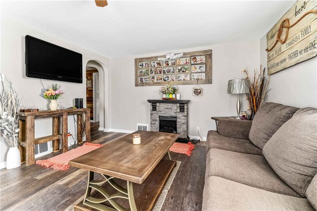 210 Hopwood Fairchance Rd, South Union Twp, PA 15401