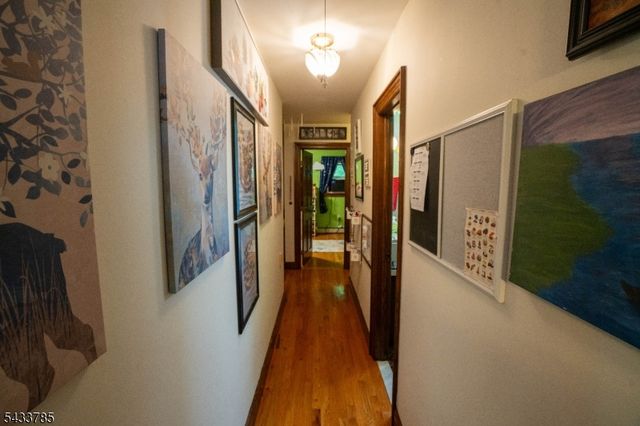 30 Mountainview Ave, Mount Arlington Boro, NJ 07856