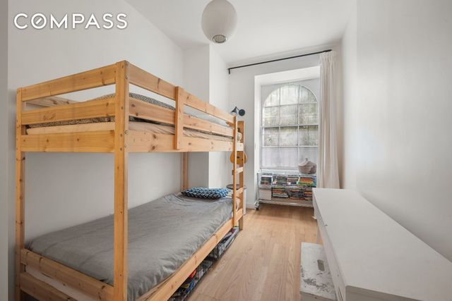 151 E 29th Street, New York City, NY 10016