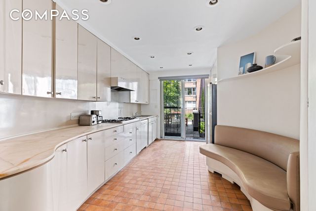 151 E 29th Street, New York City, NY 10016