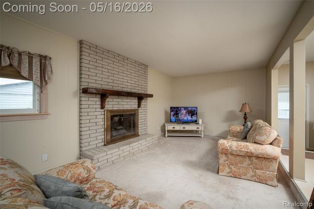 27188 Weddel Avenue, Brownstown, MI 48183