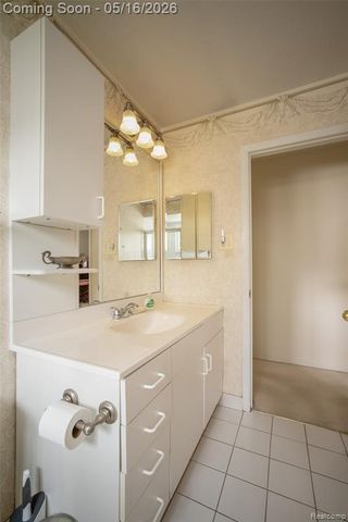 27188 Weddel Avenue, Brownstown, MI 48183