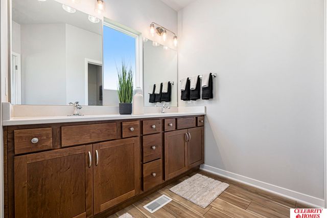 11224 Grebe Street, Omaha, NE 68142