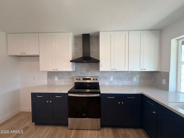 7731 W MULBERRY Drive, Phoenix, AZ 85033