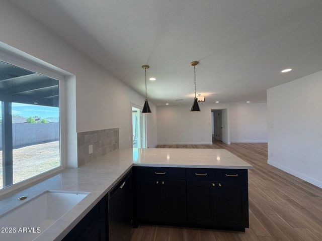 7731 W MULBERRY Drive, Phoenix, AZ 85033