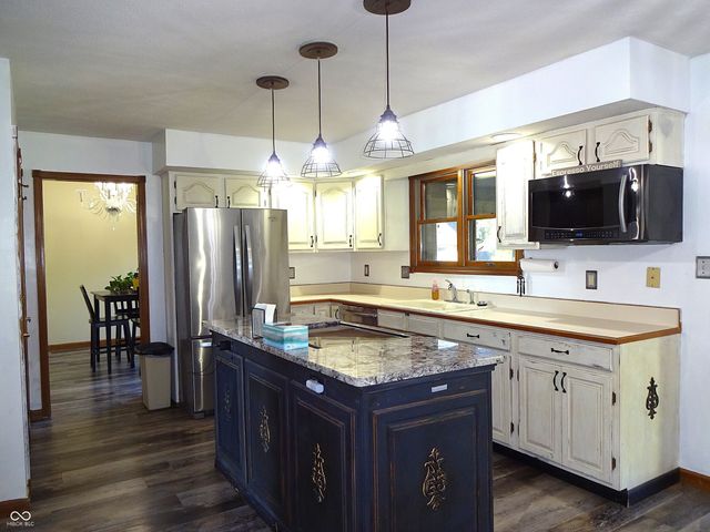 4729 Chervil Court, Indianapolis, IN 46237