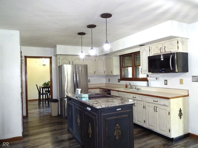 4729 Chervil Court, Indianapolis, IN 46237