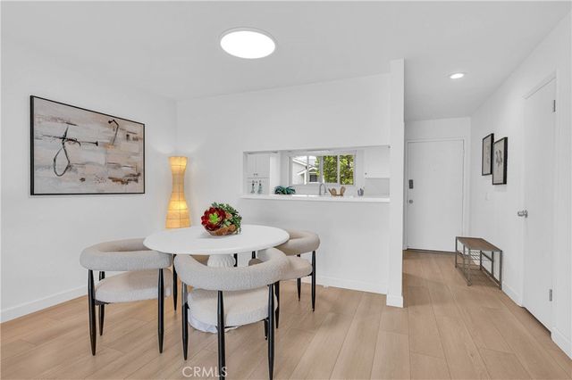 121 Doverfield Drive 61, Placentia, CA 92870