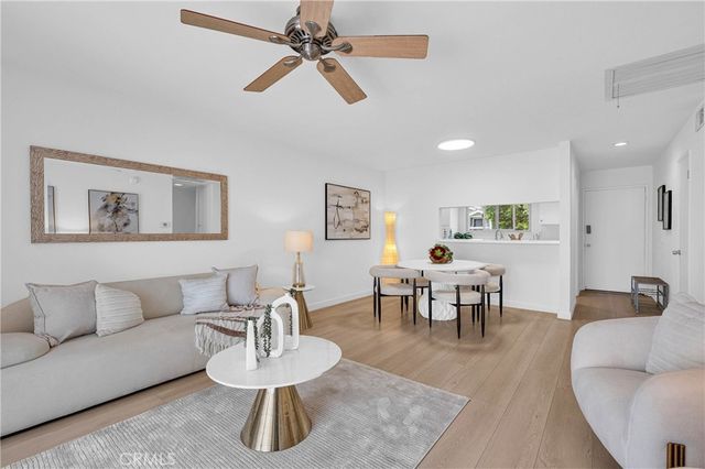 121 Doverfield Drive 61, Placentia, CA 92870