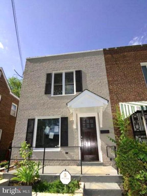 612 BRANDYWINE ST SE, Washington, DC 20032
