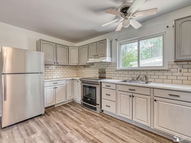 42064 Arthur Street, Van Buren Twp, MI 48111