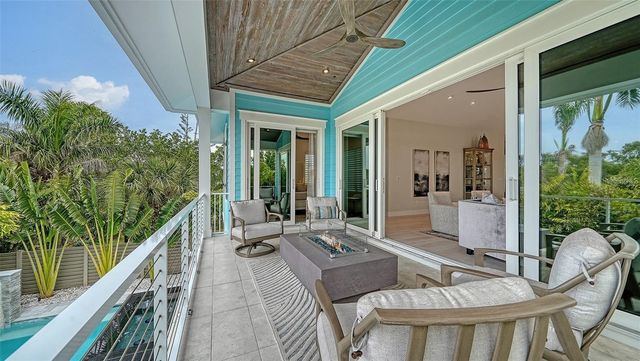 5930 BRIARWOOD AVENUE, Sarasota, FL 34231