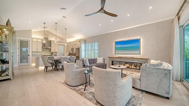 5930 BRIARWOOD AVENUE, Sarasota, FL 34231