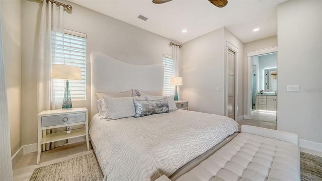 5930 BRIARWOOD AVENUE, Sarasota, FL 34231