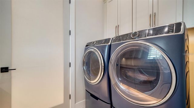 5930 BRIARWOOD AVENUE, Sarasota, FL 34231