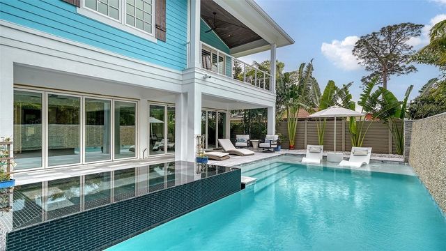 5930 BRIARWOOD AVENUE, Sarasota, FL 34231