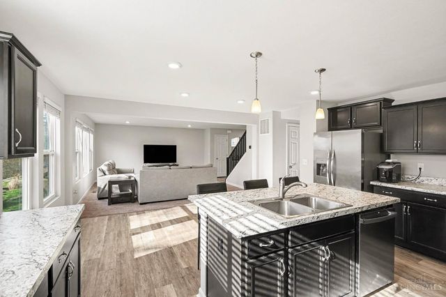 2115 Crossridge Drive, Batavia Twp, OH 45103