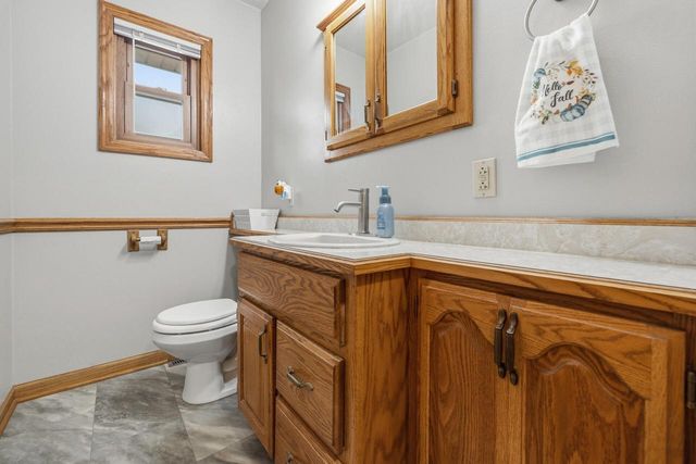 5845 N 119th STREET, Milwaukee, WI 53225