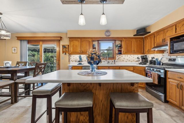 5845 N 119th STREET, Milwaukee, WI 53225