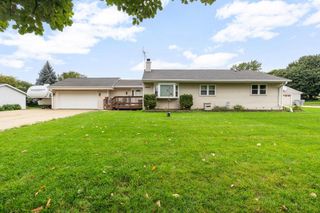 5845 N 119th STREET, Milwaukee, WI 53225