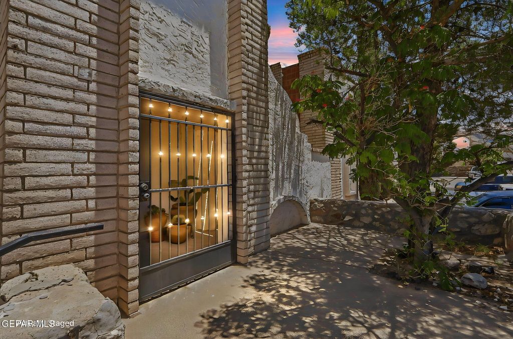 6201 Escondido Drive 3A, El Paso, TX 79912