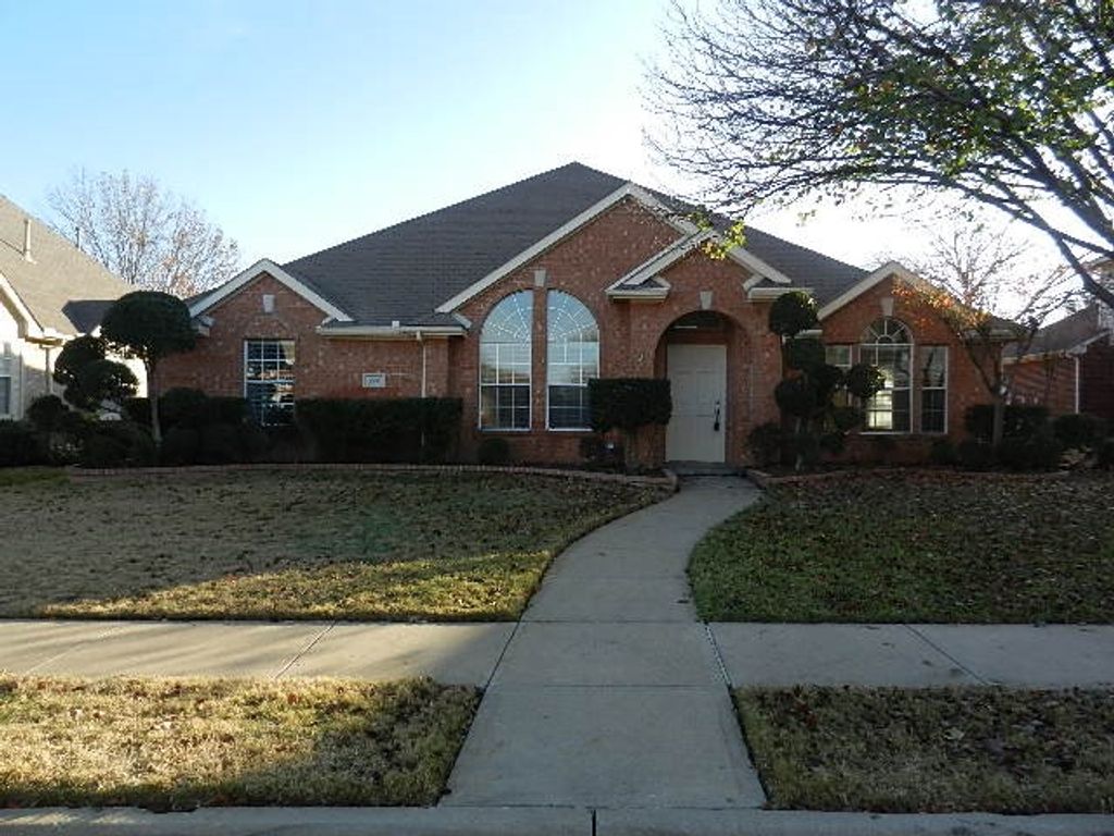 722 Rolling Hills Drive, Allen, TX 75002