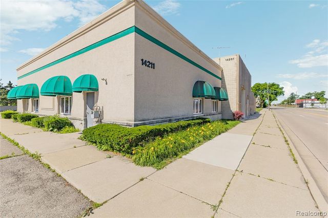 14211 W 11 Mile Road, Oak Park, MI 48237